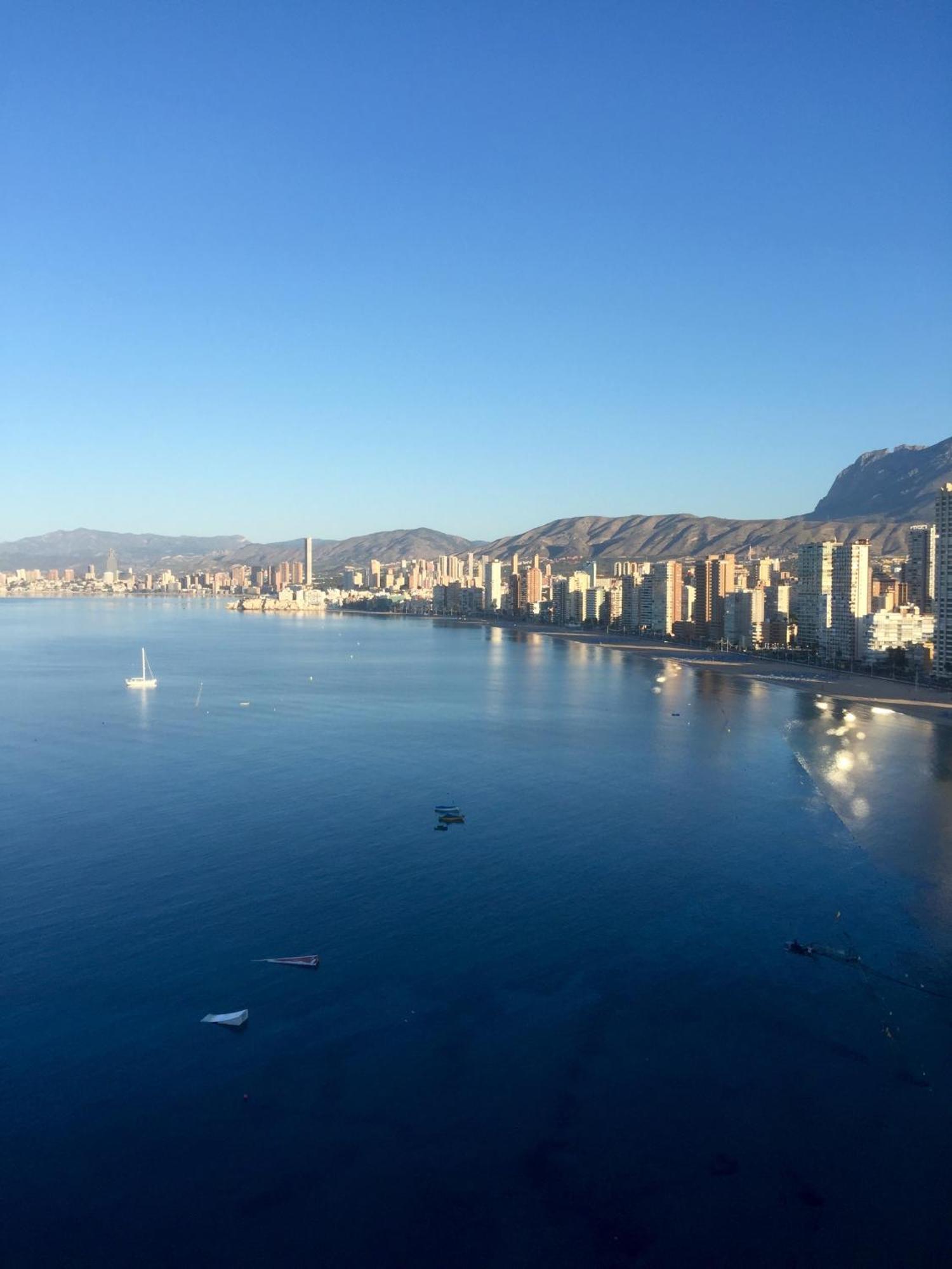 Apartment Alcalde Manuel Catalan Chana Benidorm Bagian luar foto