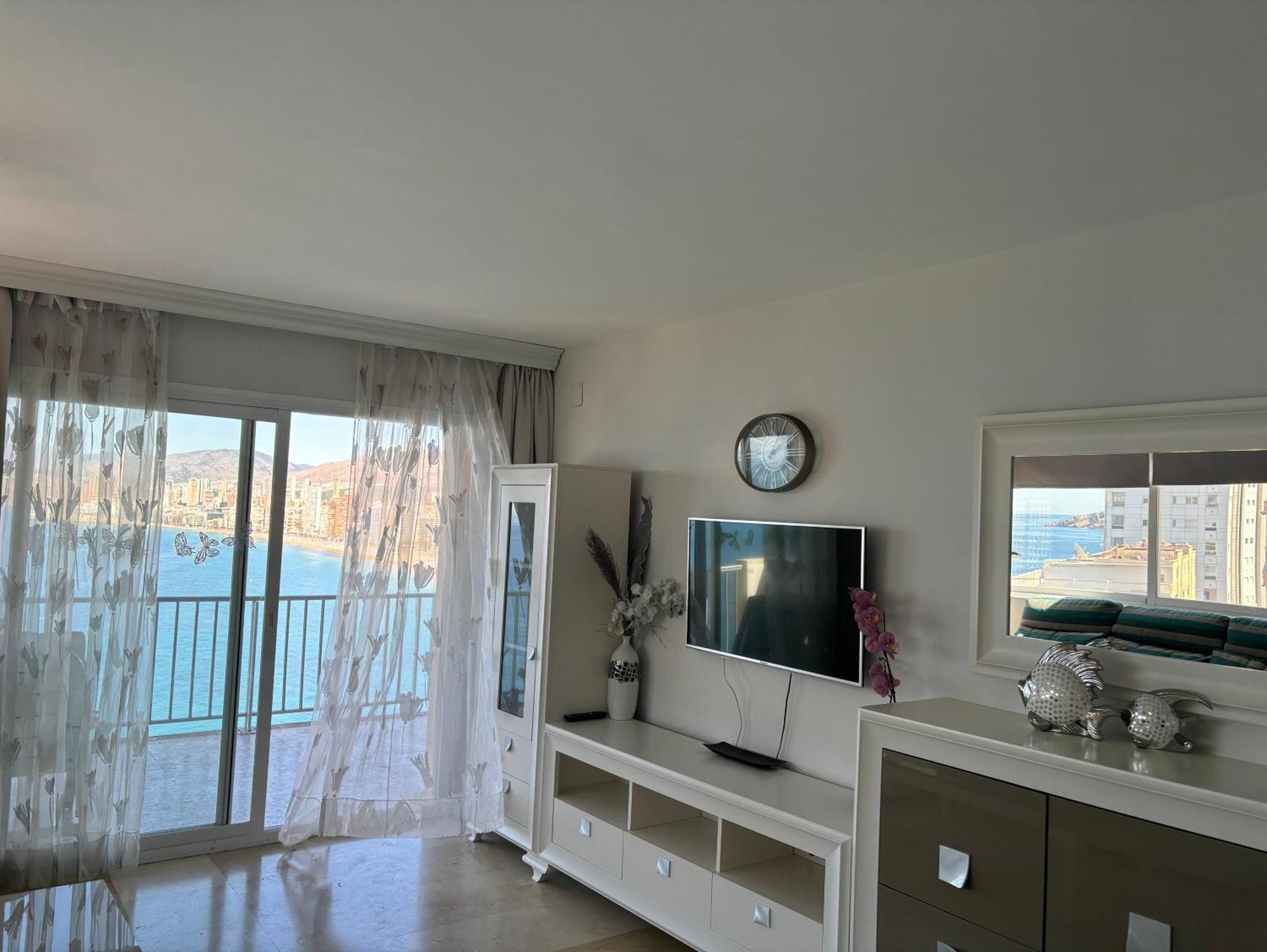 Apartment Alcalde Manuel Catalan Chana Benidorm Bagian luar foto