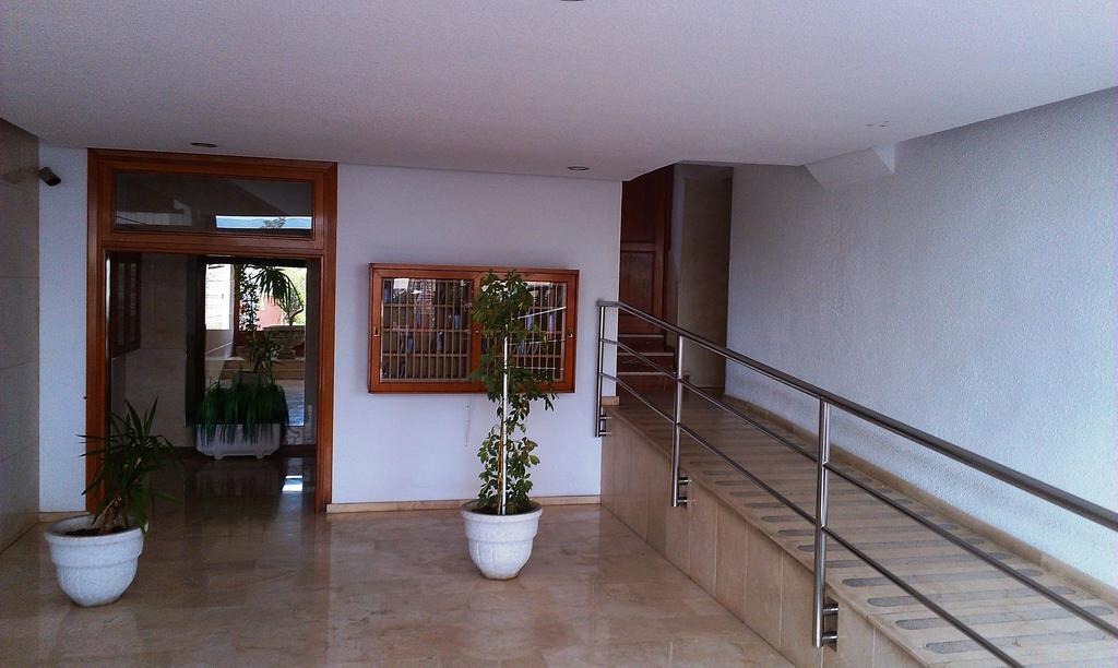 Apartment Alcalde Manuel Catalan Chana Benidorm Ruang foto